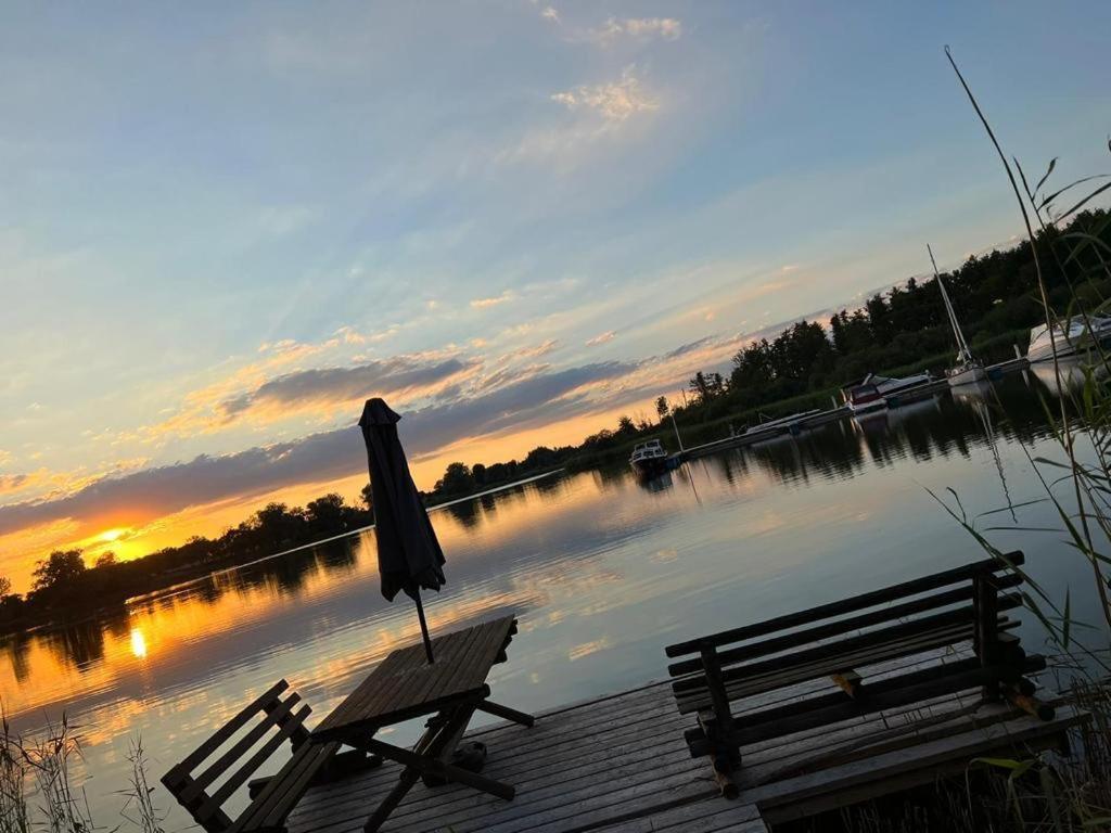 Domek Nad Jeziorem Mysliborz Exterior foto